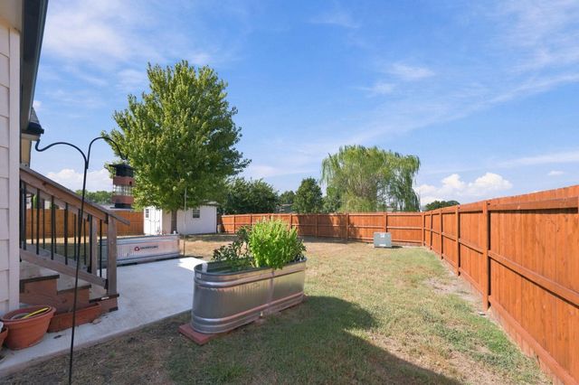 1257 N Seasons St, Goddard, KS 67052