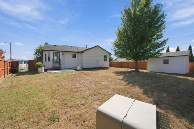 1257 N Seasons St, Goddard, KS 67052