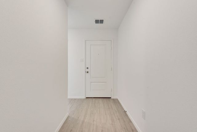 5124 Valhalla Drive, Ennis, TX 75119