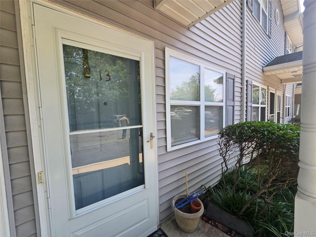 2295 Milburn Avenue 13, Baldwin, NY 11510