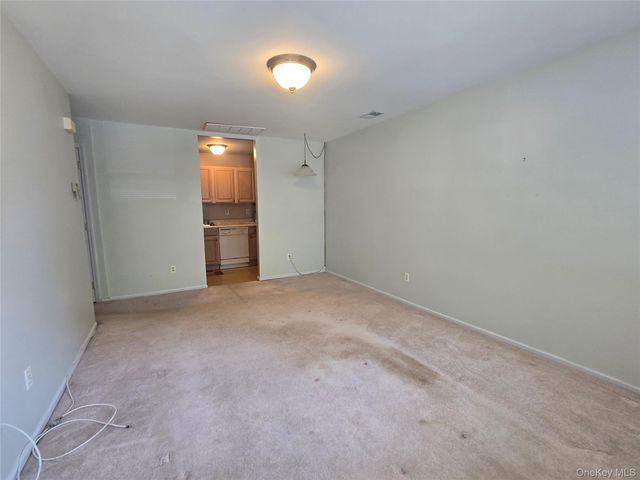 2295 Milburn Avenue 13, Baldwin, NY 11510