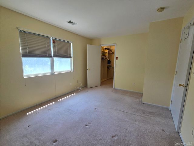 2295 Milburn Avenue 13, Baldwin, NY 11510