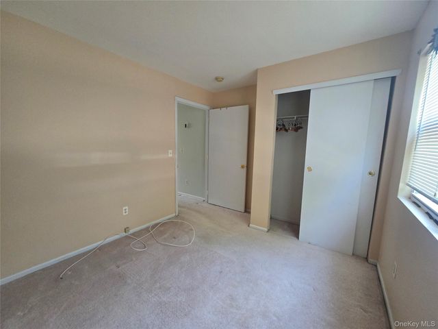 2295 Milburn Avenue 13, Baldwin, NY 11510