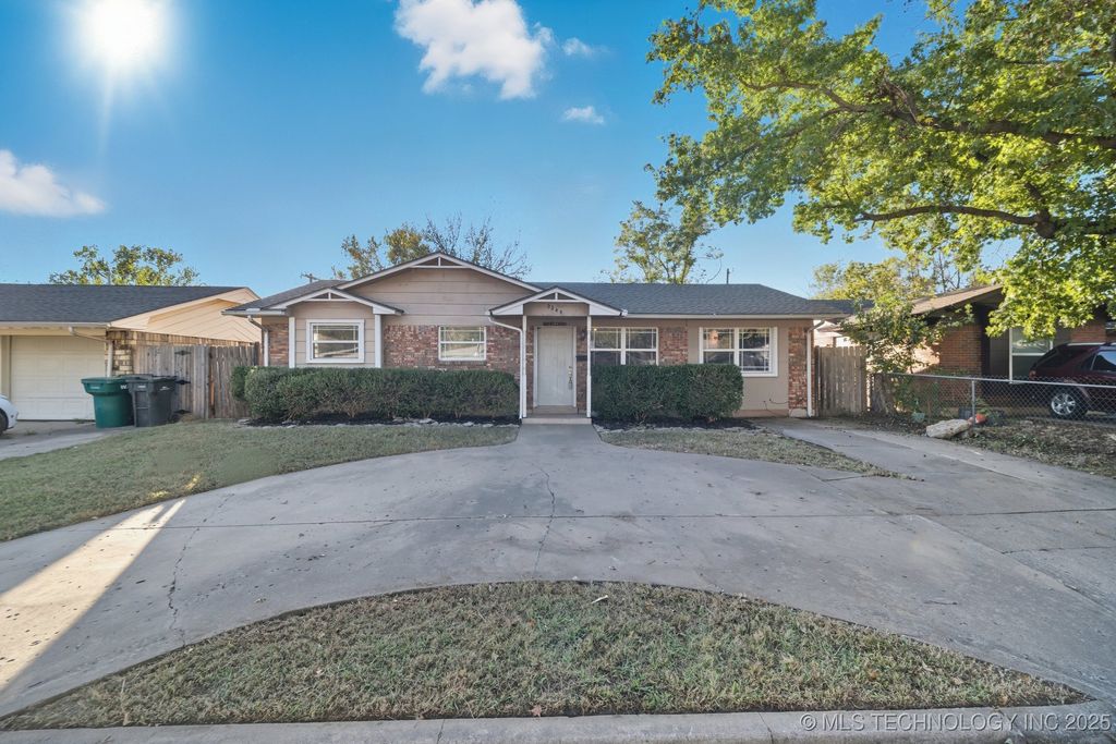 2244 S Park Street, Sapulpa, OK 74066