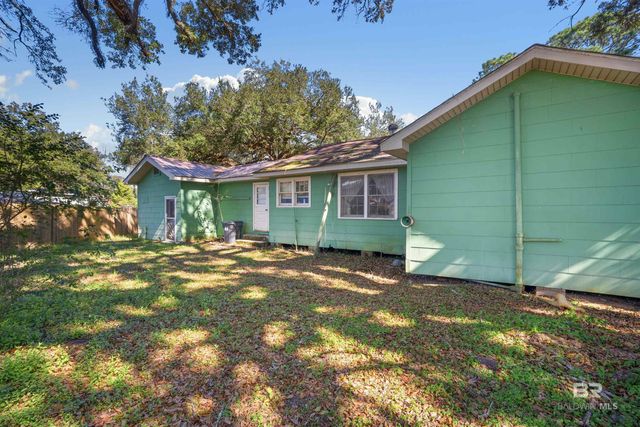 1001 Cleveland Road, Saraland, AL 36571