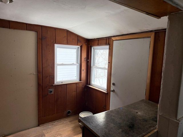 20 W HARVEY STREET, Rhinelander, WI 54501