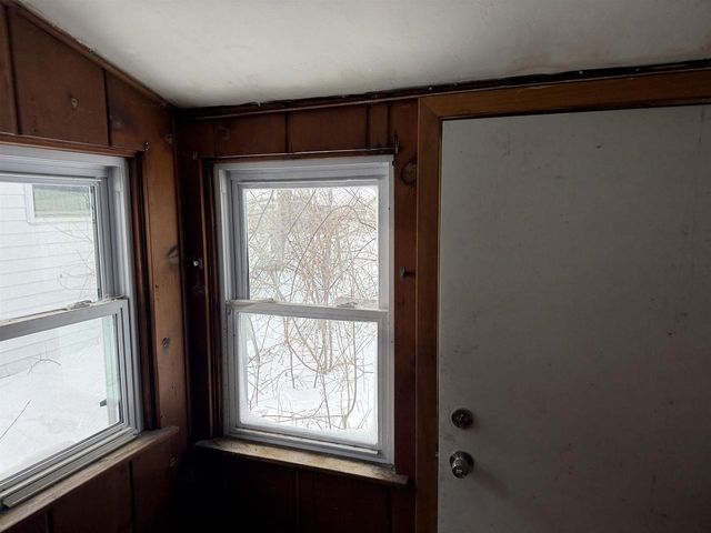 20 W HARVEY STREET, Rhinelander, WI 54501