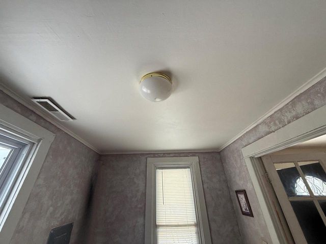 20 W HARVEY STREET, Rhinelander, WI 54501