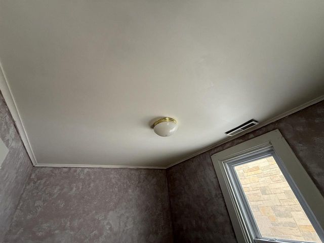 20 W HARVEY STREET, Rhinelander, WI 54501