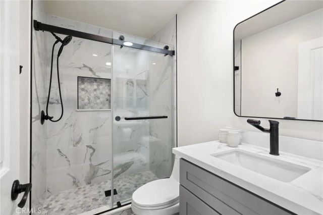 37 Pheasant Creek, Irvine, CA 92618