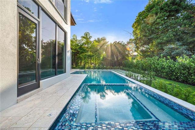 1227 10th AVE N, Naples, FL 34102