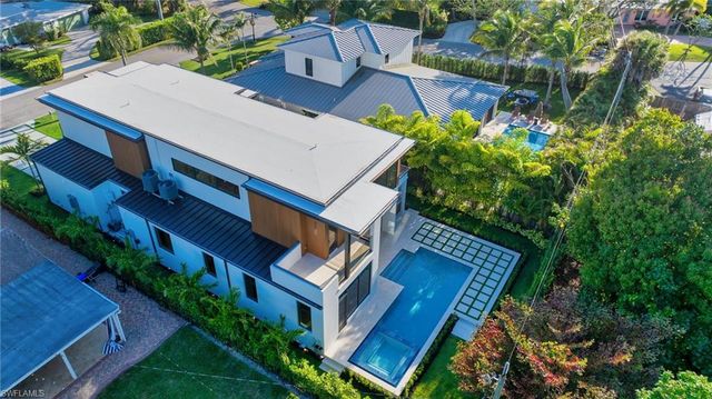 1227 10th AVE N, Naples, FL 34102