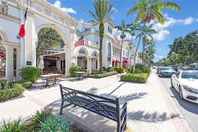1227 10th AVE N, Naples, FL 34102