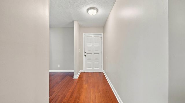 1300 Highcrest Drive, Hixson, TN 37343