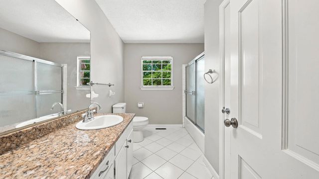 1300 Highcrest Drive, Hixson, TN 37343