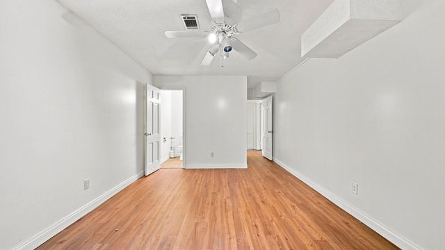 1300 Highcrest Drive, Hixson, TN 37343