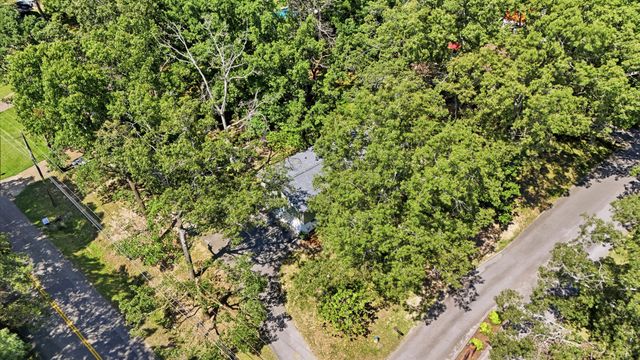 1300 Highcrest Drive, Hixson, TN 37343