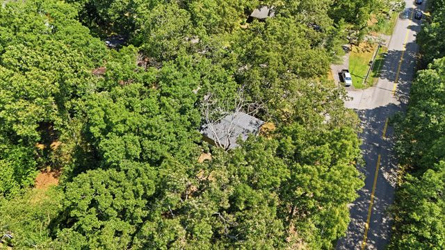 1300 Highcrest Drive, Hixson, TN 37343