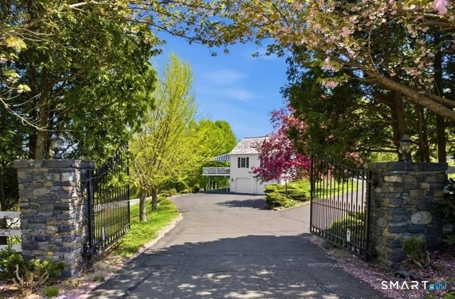 25 Highmeadow Lane, Roxbury, CT 06783