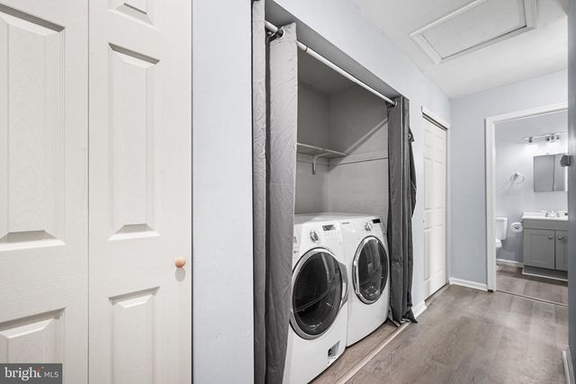 69 EDINSHIRE RD, Sicklerville, NJ 08081