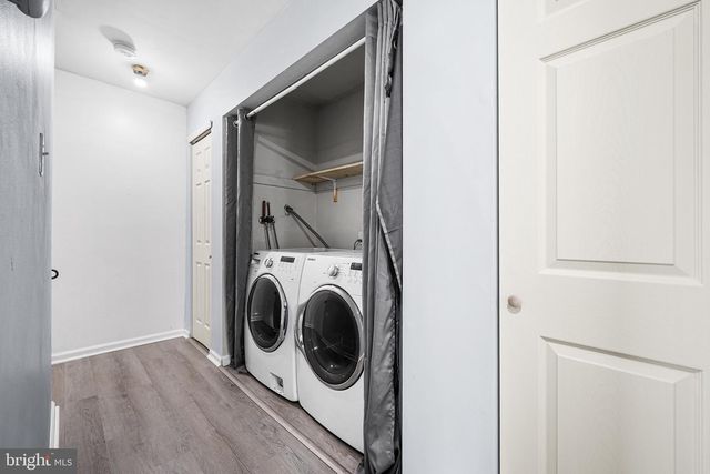 69 EDINSHIRE RD, Sicklerville, NJ 08081