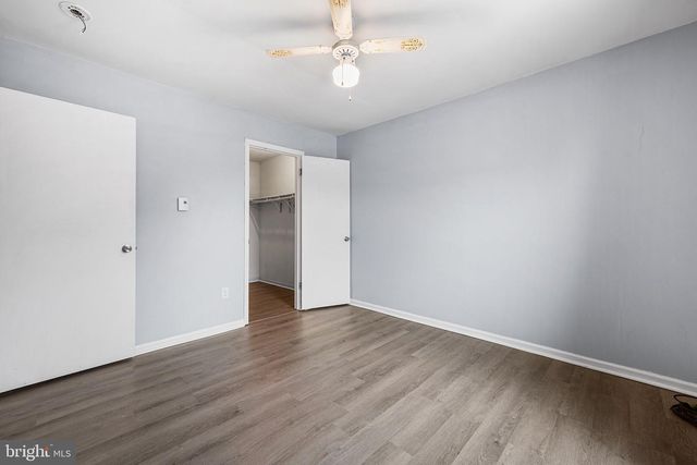 69 EDINSHIRE RD, Sicklerville, NJ 08081