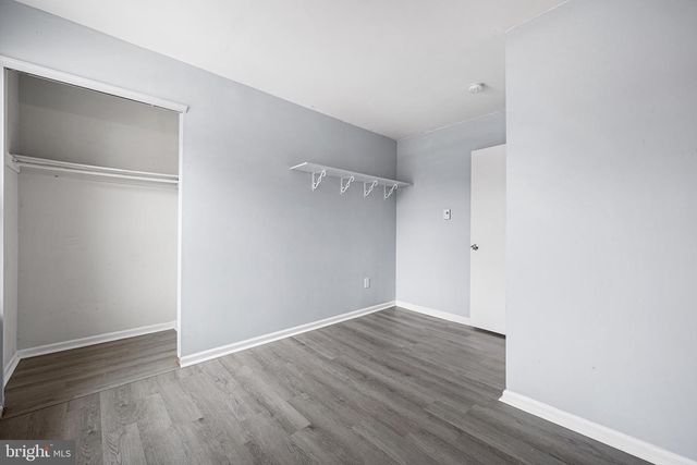 69 EDINSHIRE RD, Sicklerville, NJ 08081