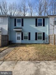 69 EDINSHIRE RD, Sicklerville, NJ 08081