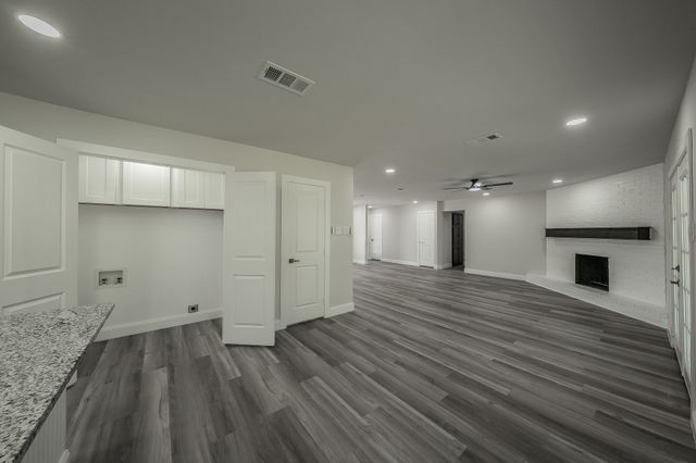 217 Cooper Drive, Hurst, TX 76053