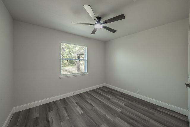 217 Cooper Drive, Hurst, TX 76053