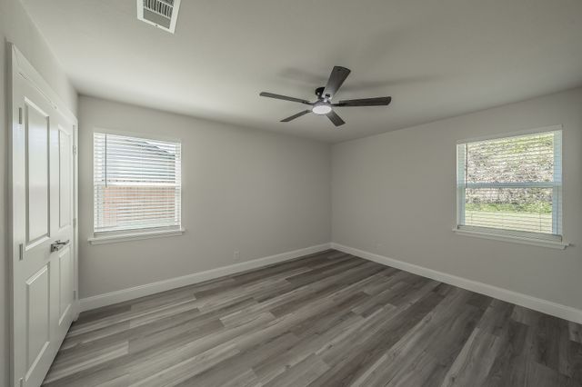 217 Cooper Drive, Hurst, TX 76053