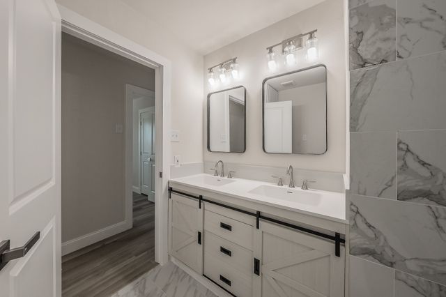 217 Cooper Drive, Hurst, TX 76053