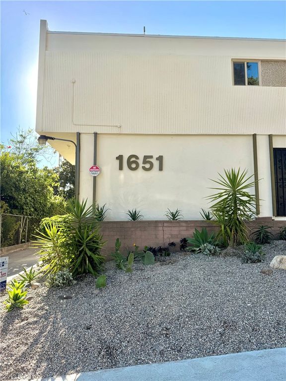 1651 golden gate 6, Los Angeles, CA 90026