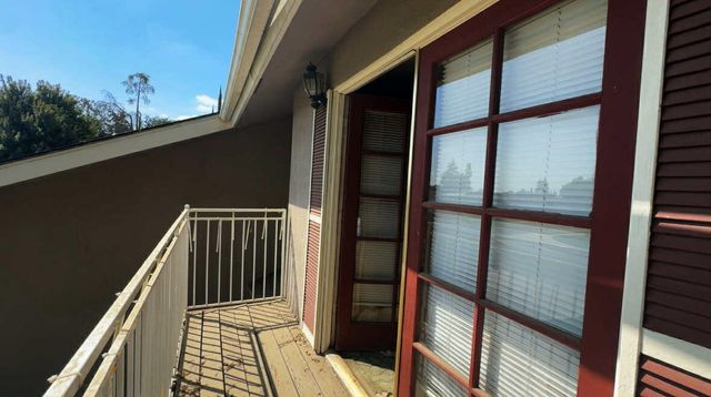 1205 Jamestown Street, Tulare, CA 93274