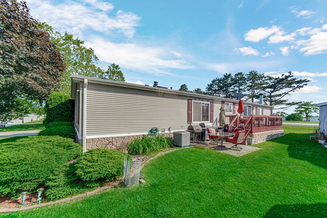 125 Cardinal Drive, Beecher, IL 60401