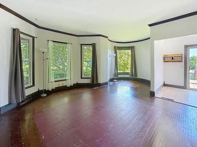 1519 11th Avenue, Moline, IL 61265