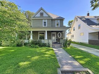 1519 11th Avenue, Moline, IL 61265