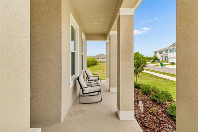 2510 WARREN ACRES BOULEVARD, Wesley Chapel, FL 33543