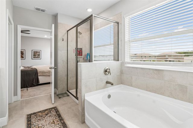 2510 WARREN ACRES BOULEVARD, Wesley Chapel, FL 33543
