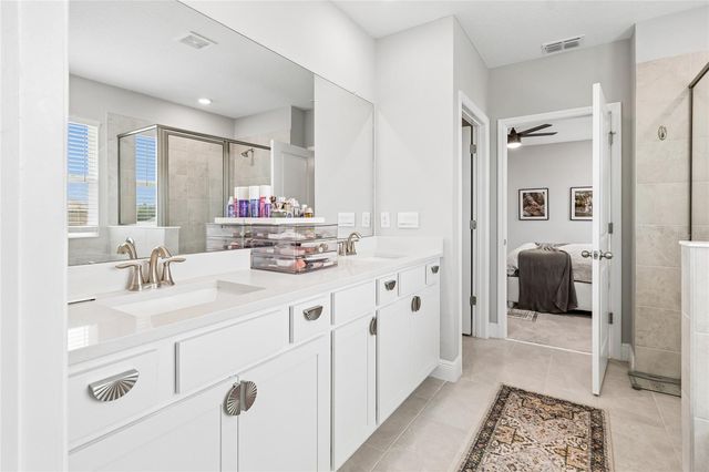 2510 WARREN ACRES BOULEVARD, Wesley Chapel, FL 33543