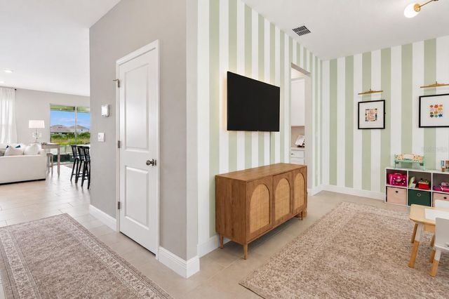 2510 WARREN ACRES BOULEVARD, Wesley Chapel, FL 33543