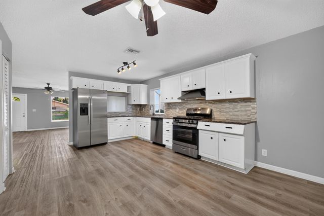 6198 ARCADE Court, Lake Worth, FL 33463