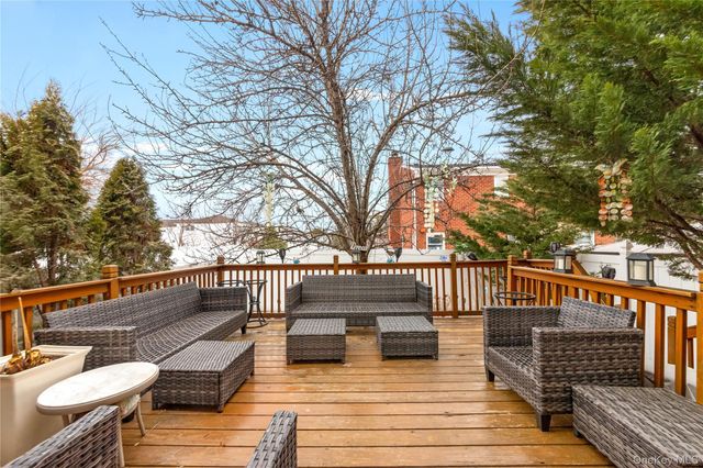 204 Sommer Avenue, Staten Island, NY 10314