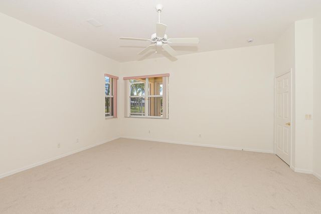 600 NW Lambrusco Drive, Port St Lucie, FL 34986