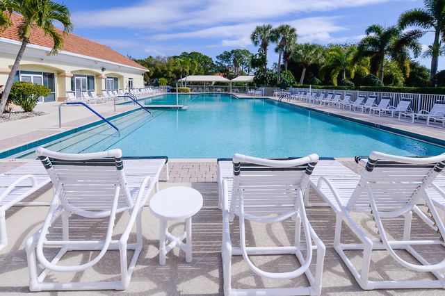 600 NW Lambrusco Drive, Port St Lucie, FL 34986