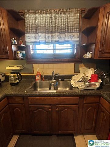 946 South Poplar Street, Allentown City, PA 18103