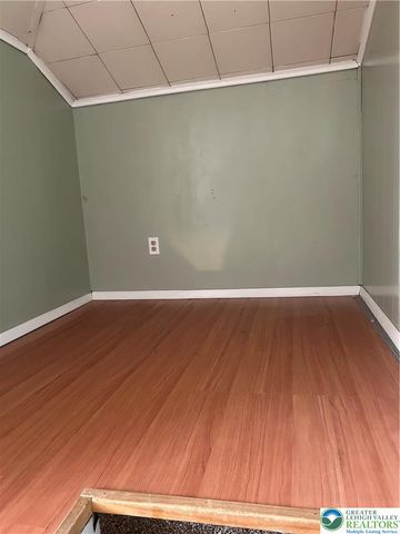 946 South Poplar Street, Allentown City, PA 18103