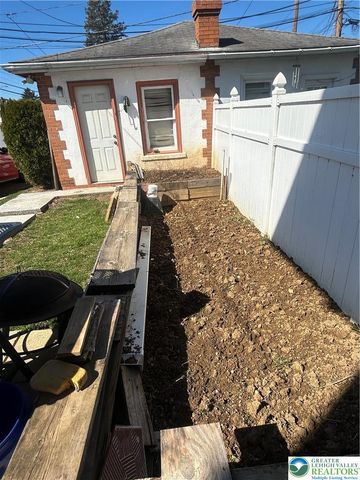 946 South Poplar Street, Allentown City, PA 18103