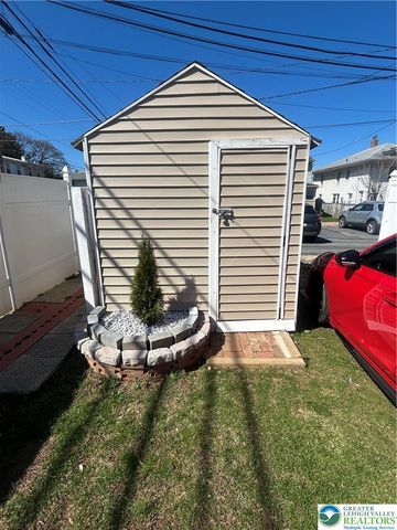 946 South Poplar Street, Allentown City, PA 18103