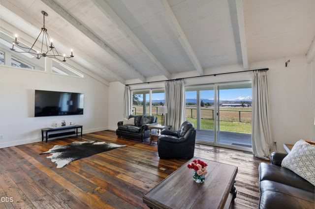 66300 White Rock Loop, Bend, OR 97703